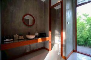 Fotografie z fotogalerie ubytování The Suarsena Escape by WAHM Hotel Management v Ubudu