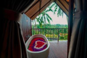 Balkón nebo terasa v ubytování The Suarsena Escape by WAHM Hotel Management