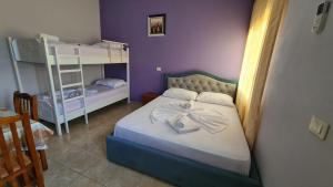 Φωτογραφία από το άλμπουμ του Villa Reshat Caca σε Εξαμίλι