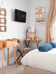 Postel nebo postele na pokoji v ubytování Hendon Street En-suite Homestay Rooms Nr Beach & Walk to Cafes