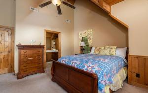 Postel nebo postele na pokoji v ubytování Goodys Lakeside Getaway