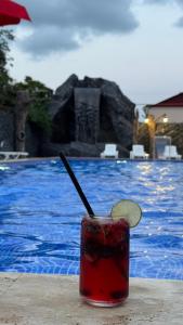 Πισίνα στο ή κοντά στο Grand Hotel Kobuleti