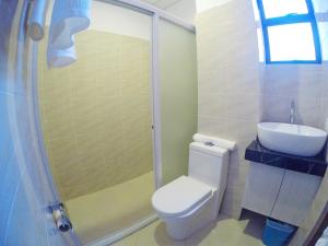 Koupelna v ubytování Golden Gate Suites