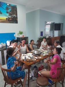 Επισκέπτες που μένουν στο Trump Homestay - Khu bờ kè biển Phước Hải