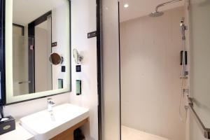 Bagno di Hampton by Hilton Guangzhou Zhujiang New Town - Free Shuttle Bus to Canton Fair