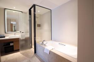 Bagno di Hampton by Hilton Guangzhou Zhujiang New Town - Free Shuttle Bus to Canton Fair