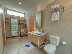 Vannituba majutusasutuses The Allure Villas Managed by Sahid