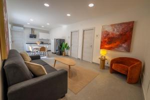 O zonă de relaxare la Apartamentos San Martín