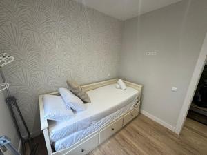 A bed or beds in a room at Pisazo en Pleno centro!!