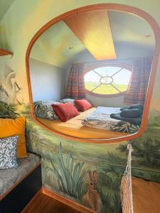 Gallery image of La roulotte Champêtre des Grillots in Beaulon