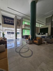Predel za sedenje v nastanitvi فندق كنوز العنود مكة للغرف والشقق المفروشة توصيل مجاني للحرم - Knoz Al Anood Hotel Makkah For Furnished Rooms and Apartments Free Shuttle Service
