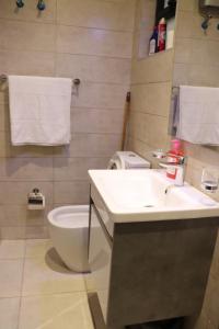 Gallery image of Staylah Sanctuary 1br in Wilma Tower Apartment- Kilimani in Nairobi