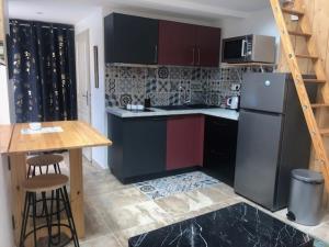 Imagen de la galería de La Chapelle de Monet - Logis Les Marguerites, en Bois-Jérôme-Saint-Ouen