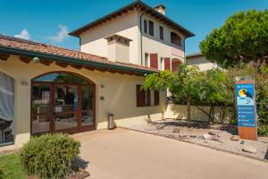 Budova, kde se aparthotel nachází