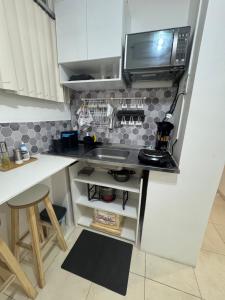 A cozinha ou cozinha compacta de Home Rio