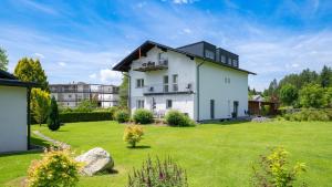 Vonkajšia záhrada v ubytovaní Appartement In Unterburg Am Klopeiner See