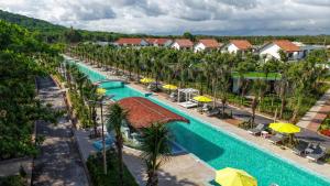 Bazén v ubytování Royal Beach Resort and Residence By EHM nebo v jeho okolí