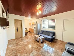 Φωτογραφία από το άλμπουμ του Casa Claudia si Cristi σε Tuzla +15 φωτογραφίες