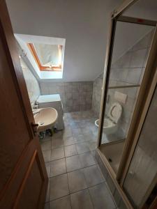 Ένα μπάνιο στο Yapa accommodation