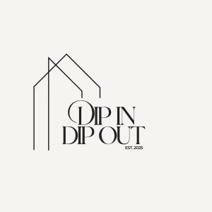 Dip in, Dip out HQに飾ってある許可証、賞状、看板またはその他の書類