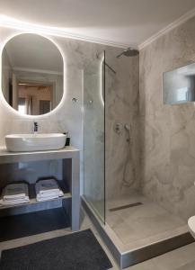 Ένα μπάνιο στο Amira House Sithonia +17 φωτογραφίες
