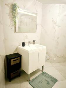 Φωτογραφία από το άλμπουμ του Cosy appartement Mayna σε Aubenas +13 φωτογραφίες