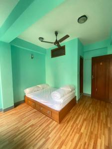 Ένα ή περισσότερα κρεβάτια σε δωμάτιο στο Kaphi Homes