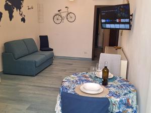 Φωτογραφία από το άλμπουμ του io&te σε Φόρμια