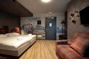 Postel nebo postele na pokoji v ubytování Crimea Wine Hotel