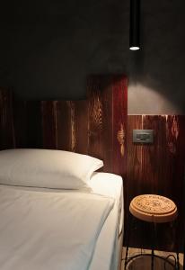 Postel nebo postele na pokoji v ubytování Crimea Wine Hotel