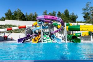 Bazén v ubytování BN Hotel Thermal & Wellness nebo v jeho okolí