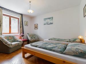 Posedenie v ubytovaní Holiday Home Csonka by Interhome