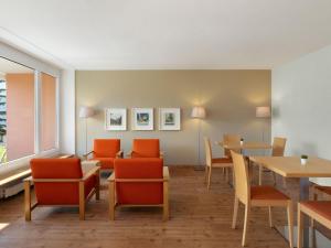 Posezení v ubytování Apartment Promenade - Utoring-66 by Interhome
