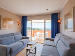 Posezení v ubytování Apartment Les Rivages des Issambres-3 by Interhome