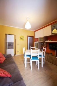 Кухня или мини-кухня в Caleidoscopica Bahlara Ballarò
