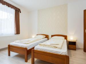 Posteľ alebo postele v izbe v ubytovaní Apartment Moni 1 by Interhome