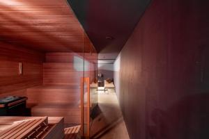 Giường trong phòng chung tại Nomad Design & Lifestyle Hotel
