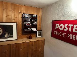 Fotografija v galeriji nastanitve L'ancienne Poste - Maison Napoléon v mestu Bourg-Saint-Pierre