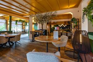 Posezení v ubytování Hotel and Restaurant van Saaze