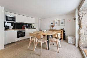 Η κουζίνα ή μικρή κουζίνα στο GuestReady - Your Porto Hideaway