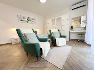 Χώρος καθιστικού στο KING RESIDENCE OLD TOWN RAB 2 - Adults Only +45 φωτογραφίες