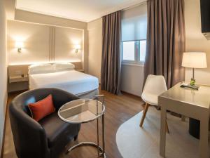 Posteľ alebo postele v izbe v ubytovaní Mercure Monte Igueldo