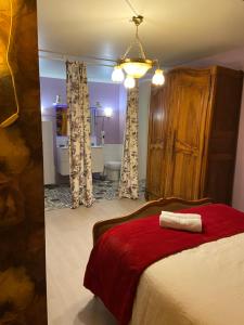 Gallery image of Villa Christine chambre ROSE in La Celle-sous-Gouzon