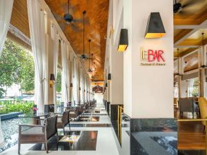 Sofitel Singapore Sentosa Resort & Spa餐厅或其他用餐的地方