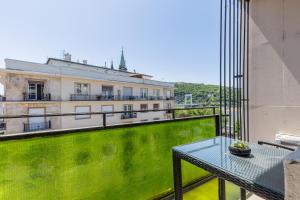 Balkón nebo terasa v ubytování Prince apartment downtown
