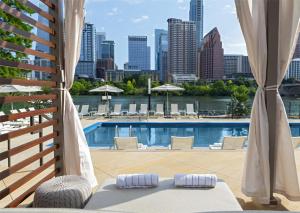 Bazén v ubytování Hyatt Regency Austin nebo v jeho okolí