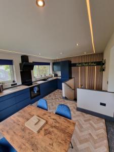 Dapur atau dapur kecil di Penthouse - Duplex Flat - Central Location