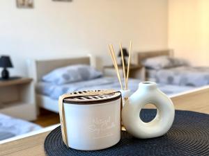 Postel nebo postele na pokoji v ubytování Maribelle Apartments
