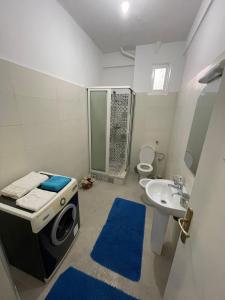 Vannituba majutusasutuses Cozy Condo in Rabat