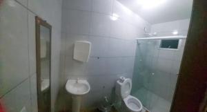 Koupelna v ubytování Pousada Praia do Trapiche + 23 fotografií